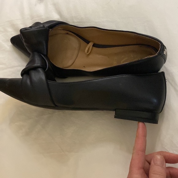 Cute pointed toe black flats size 8.5 - Picture 5 of 8